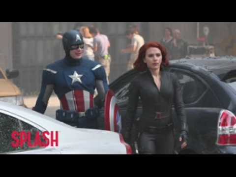 VIDEO : Scarlett Johansson Says Keeping Avengers Secrets Was 'Traumatizing'