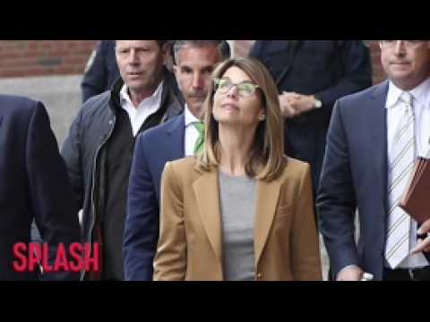 VIDEO : How Lori Loughlin?s Life Has Gone Downhill QUICK