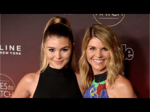 VIDEO : Lori Loughlin's Rejected Plea Deal Leads To Worse Indictment
