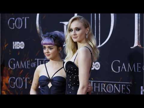 VIDEO : Who Does Maisie Williams Think Should Sit On The Iron Throne?
