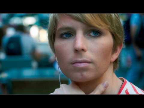 VIDEO : Manning's Saga On Display In ?XY Chelsea?