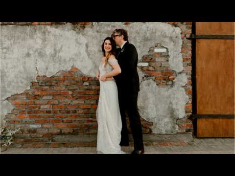 VIDEO : Michelle Branch Married Patrick Carney!