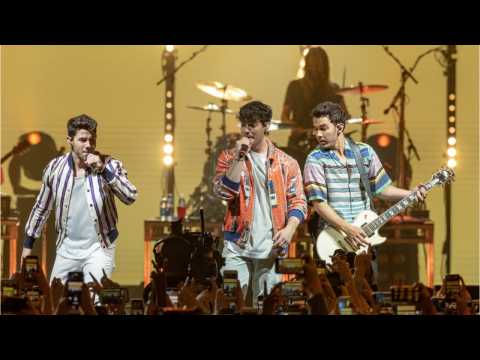 VIDEO : Jonas Brothers Are Dropping A New Album