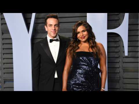 VIDEO : Mindy Kaling And B.J. Novak Spotted Together At Lakers Game