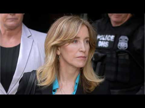 VIDEO : Felicity Huffman Apologizes, Says She's 