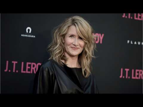 VIDEO : Jurassic Park Star Laura Dern Talks Jurassic World 3