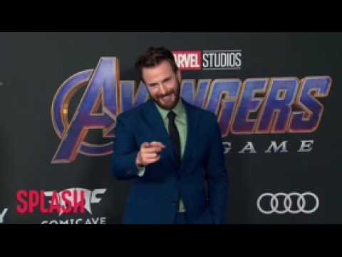 VIDEO : Chris Evans 'Wants Kids' After Watching Avengers Co-Stars Become Parents
