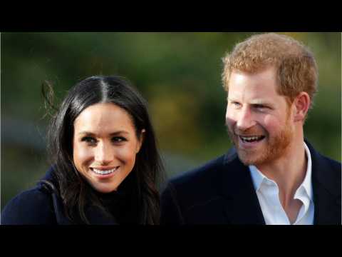 VIDEO : Prince Harry And Meghan Markle Gave Idris Elba A $9,000 Wedding Gift