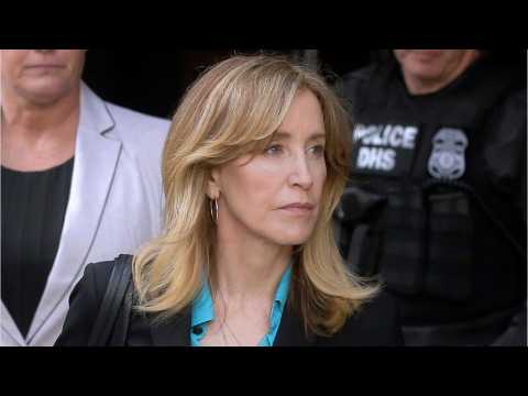 VIDEO : Netflix Delays Debut Of Felicity Huffman-Starring Film