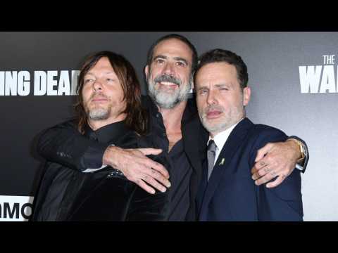 VIDEO : 'The Walking Dead' May Have Dark Fate For Carol & Daryl