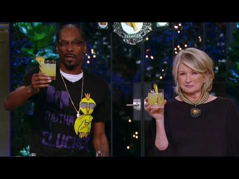 VIDEO : Martha Stewart & Snoop Dogg Team Up For New VH1 Show