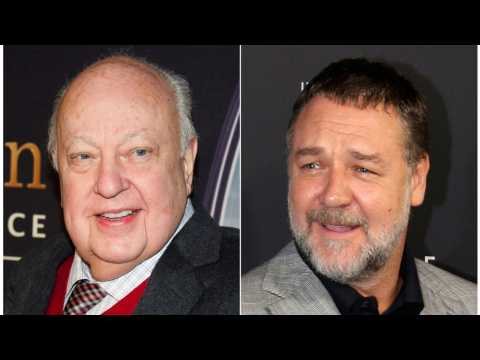 VIDEO : Russell Crowe Plays Roger Ailes In ?The Loudest Voice?