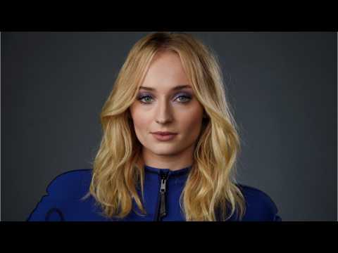 VIDEO : Sophie Turner Opens Up About Suicidal Thoughts During 'GoT' Filming