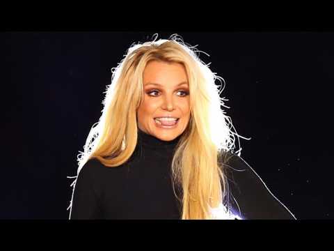 VIDEO : Britney Spears Is Taking 'Me Time'