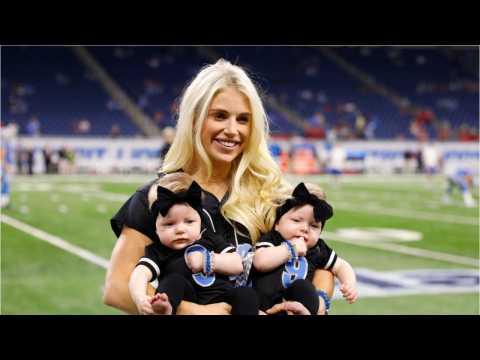 VIDEO : Matthew Stafford's Wife Kelly Announces She's Having Surgery For A Brain Tumor