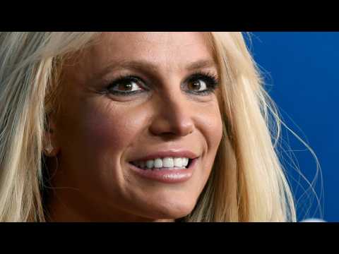 VIDEO : Britney Spears Exits Mental Health Treatment Facility