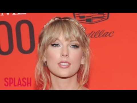 VIDEO : Taylor Swift Inspired By Pet Cats