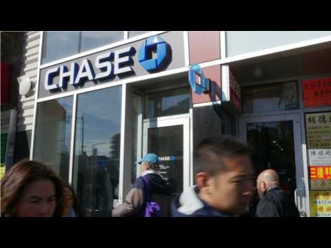 VIDEO : Chase Takes Down Tweet That Critiqued It's Users