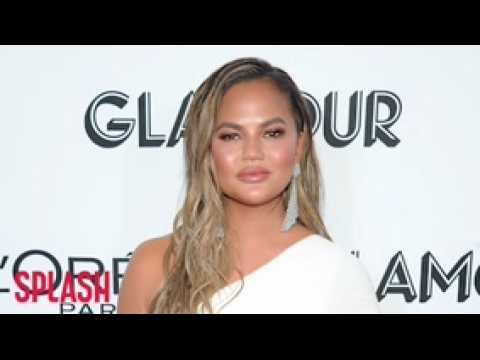 VIDEO : Chrissy Teigen: My family Life Is 'Controlled Chaos'