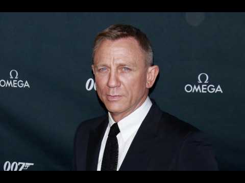 VIDEO : Daniel Craig est honor et mu d'avoir pu jouer James Bond