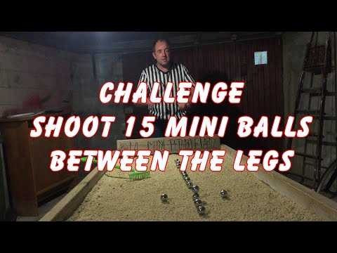 VIDEO : Mini Petanque Game : Shoot 15 Miniball Between The Legs & Blindfolded (Tonight Show Jimmy Fa