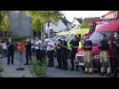 Philippeville: pompiers, ambulanciers, policiers devant le home Vauban (23.04.20)