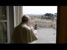 Le pape François prie pour les pauvres alors que la pandémie sociale s'aggrave