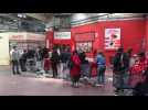 Saint Gilles : File à l'entrée du supermarché Carrefour de Porte de Hal (vidéo Germani)