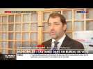 Christophe Castaner dans un bureau de vote