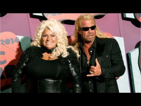 VIDEO : Beth Chapman Falls Into A Coma