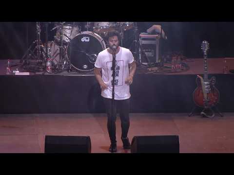 VIDEO : El festival Starlite se rinde ante Taburete