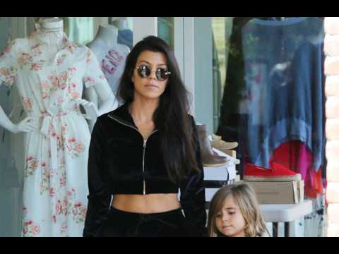 VIDEO : Kourtney Kardashian est dtermine  amliorer l'cole de ses enfants