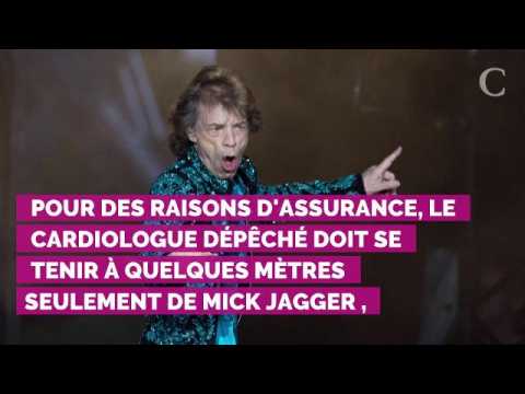VIDEO : Mick Jagger en convalescence : un cardiologue l'assiste sur ch...