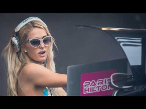 VIDEO : Paris Hilton enflamme Tomorrowland 2019