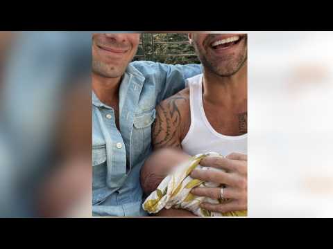 VIDEO : Ricky Martin anuncia el nacimiento de su cuarto hijo