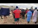 Le traditionnel plongeon du Nouvel An a attiré 4.750 courageux baigneurs à Ostende