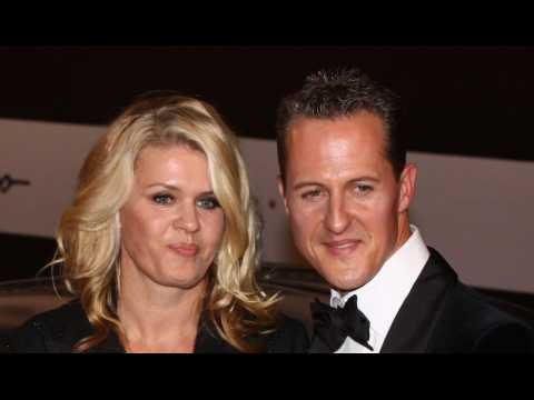 VIDEO : Michael Schumacher : sa femme rpond aux accusations !