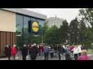 Grosse affluence à Lidl Arras pour... une machine à coudre