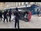 La manifestation des soignants à Paris dégénère.