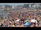 Pandémie de coronavirus : Les images incroyables des plages anglaises bondées