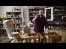 Julien Lapraille teste les vinaigrettes à la moutarde