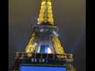 Coronavirus : La Tour Eiffel rend hommage aux professionnels et bénévoles parisiens mobilisés (vidéo)