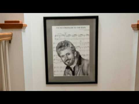VIDEO : New Exhibit Showcases Keith Whitley's Legacy