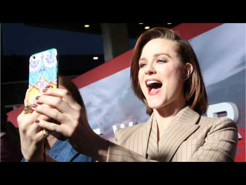 VIDEO : Evan Rachel Wood Cast In Hiroshima Drama ?One Thousand Paper Cranes?