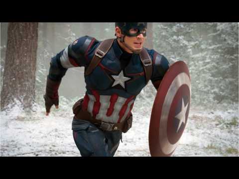 VIDEO : Chris Evans Told Cap's Endgame Arc To Cast Member