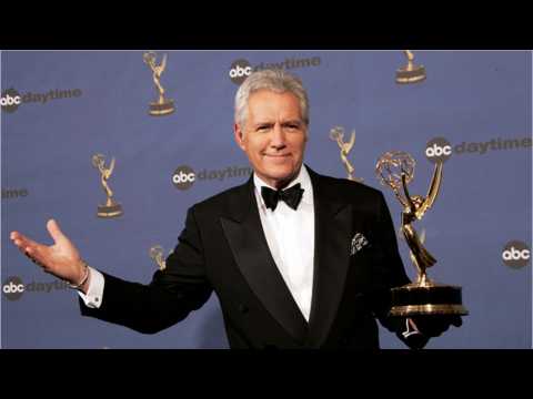 VIDEO : Alex Trebek Has Lost His Hair Due To Chemo