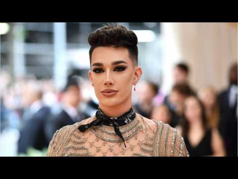 VIDEO : YouTuber James Charles Loses 1M Subscribers Since Feud