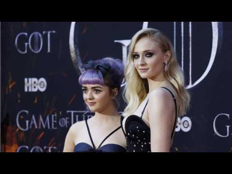VIDEO : Sophie Turner Makes Strong Case Against The Coffee Cup Being Her Fault