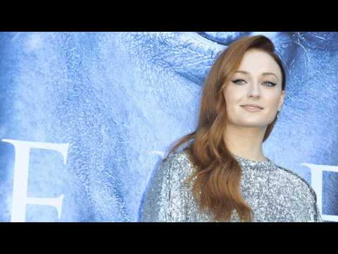 VIDEO : Sophie Turner Says Fans Should Expect Pain