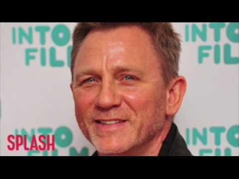 VIDEO : Daniel Craig 'Helping To Re-Write Bond 25 Script'